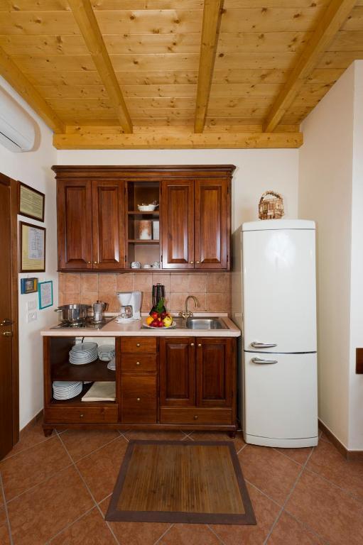 Locanda Ristorante Al Cardellino Бардолино Стая снимка